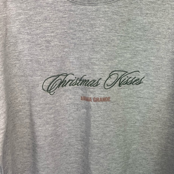 Ariana Grande Christmas Kisses Gray Sweatshirt - Picture 2 of 5